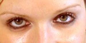 yeux revolver julie
